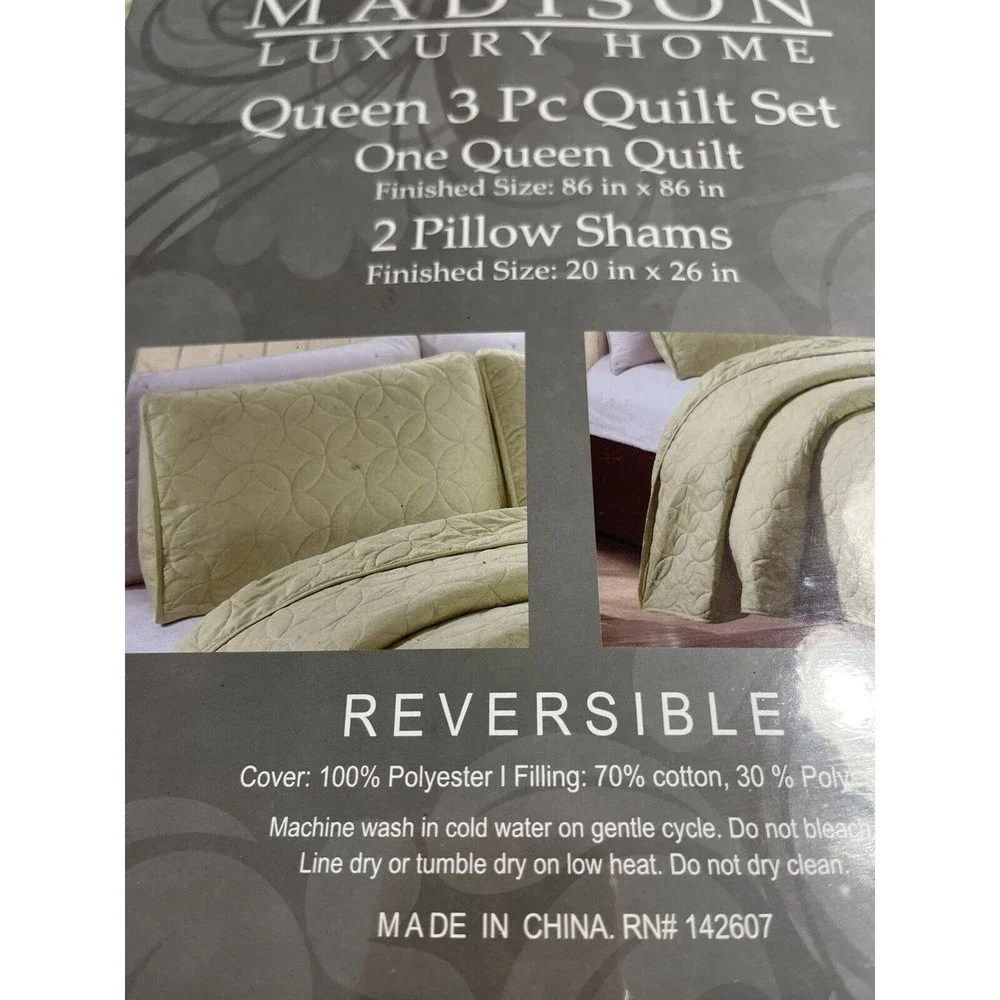 NWT - Madison Luxury Home 3-pc Reversible Queen Size Quilt Set Sage Green